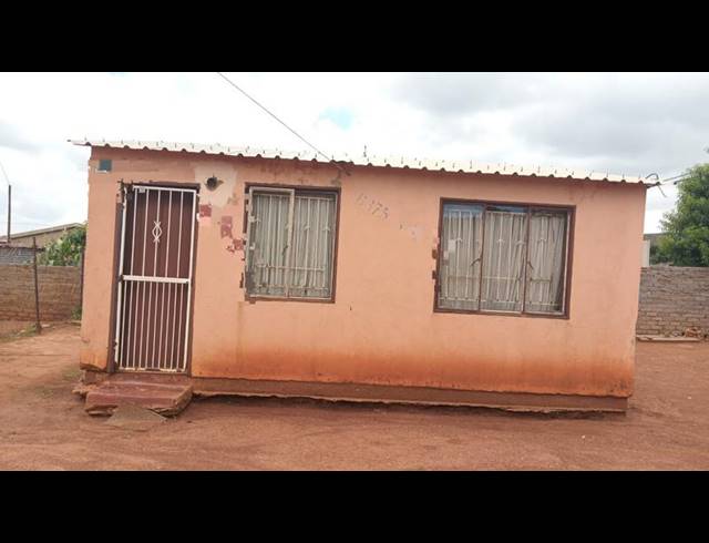 2 BEDROOM HOUSE FOR SALE IN KANANA PARK